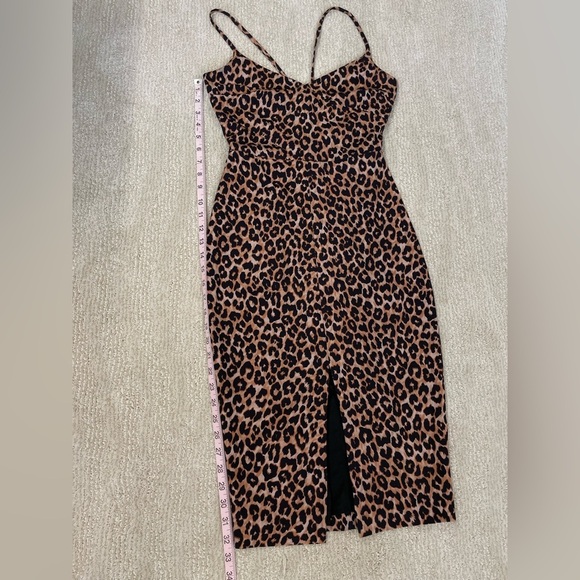 LIKELY
Leopard Brooklyn Dress 0 - Picture 6 of 15